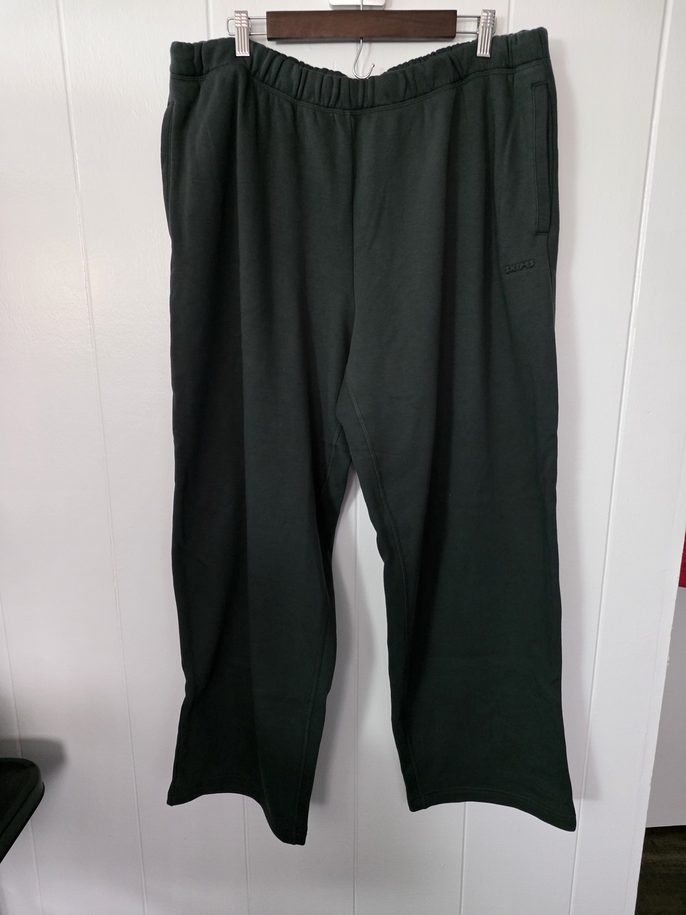 SKIMS Cotton Fleece Straight Leg Sweatpant Size 2X NWT Spruce